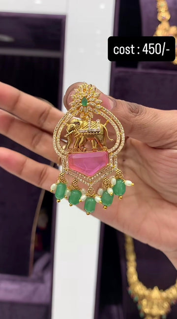 Beautiful Pendent with Backhook