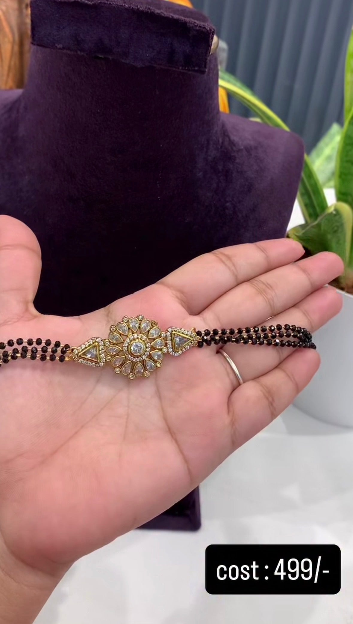 Beautiful Blackbeads Mini Chocker