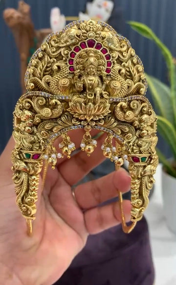 Beautiful Single Vanki