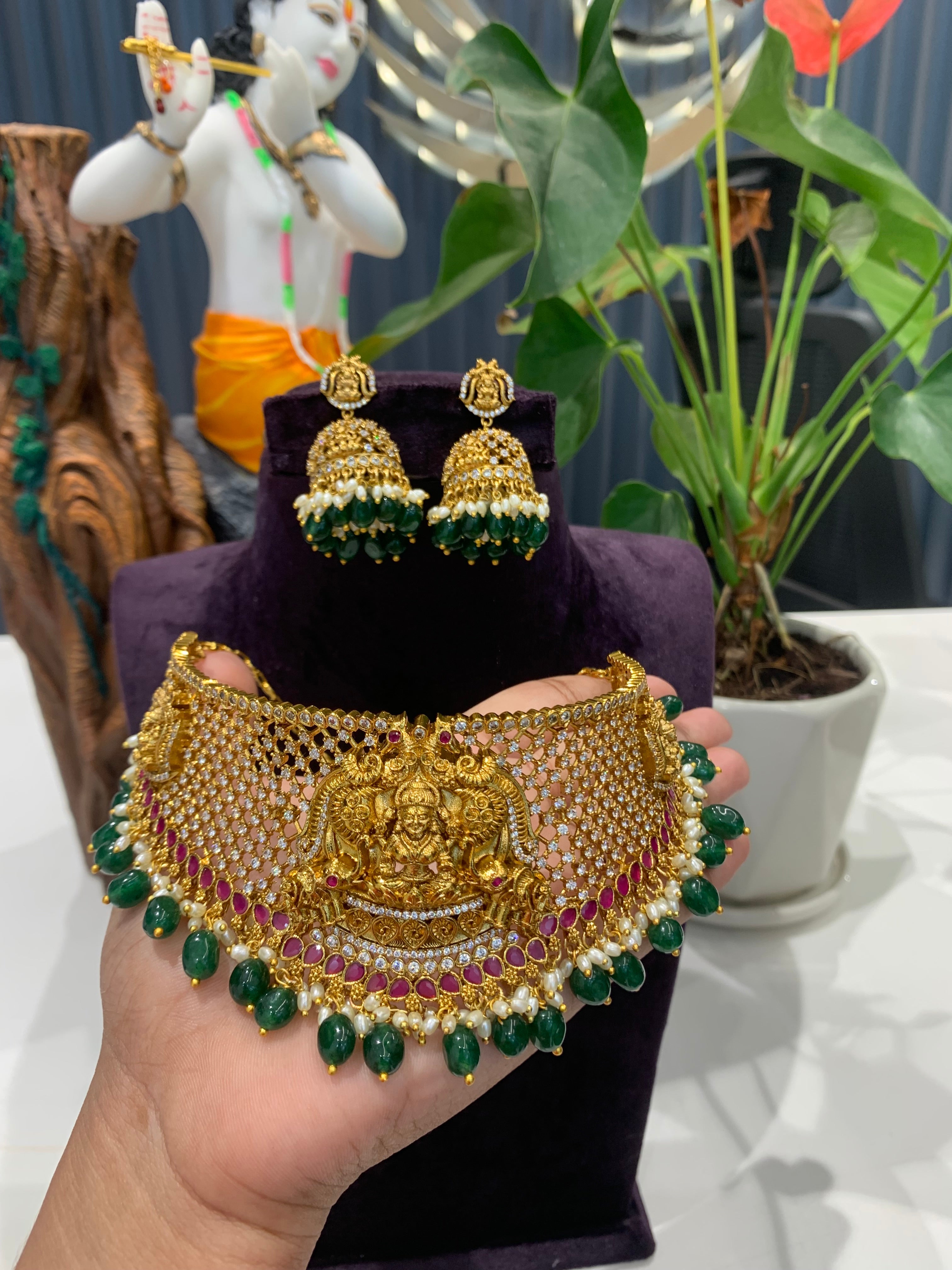 Beautiful Chocker set
