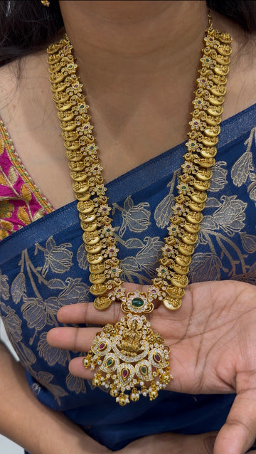 Kasulu Long haram with pushback earrings