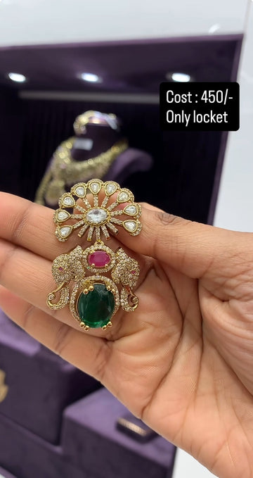 Beautiful Locket with Backhook