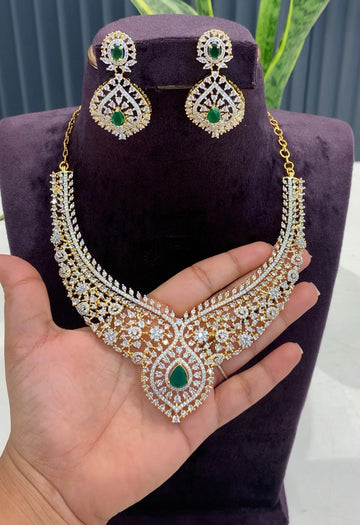 Beautiful Green stone Chocker