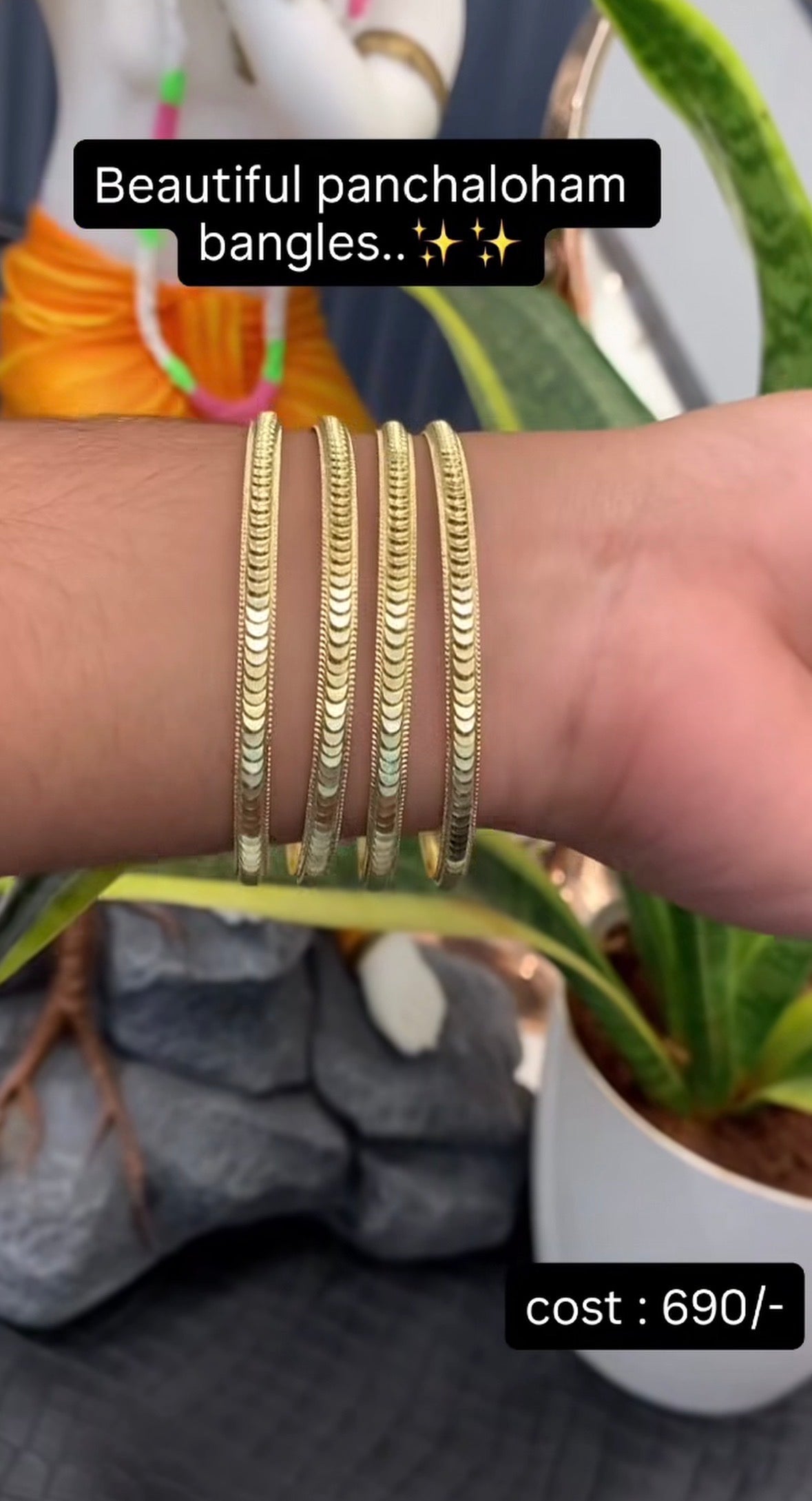 Beautiful panchola bangles set of 4