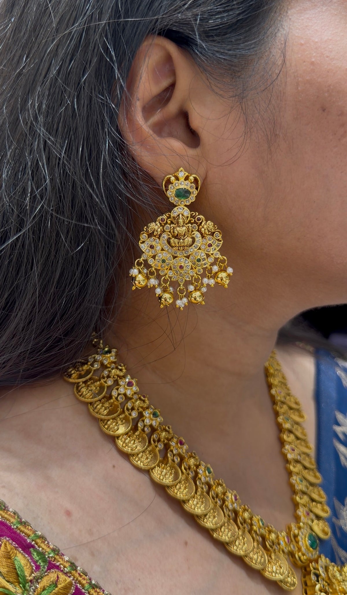 Kasulu Gold replica Necklace set with pushback earrings