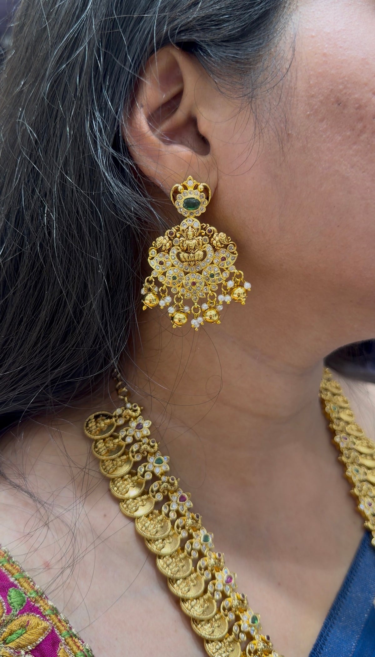 Kasulu Long haram with pushback earrings