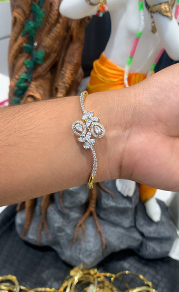 Beautiful Daimond Replica Kada Bracelet