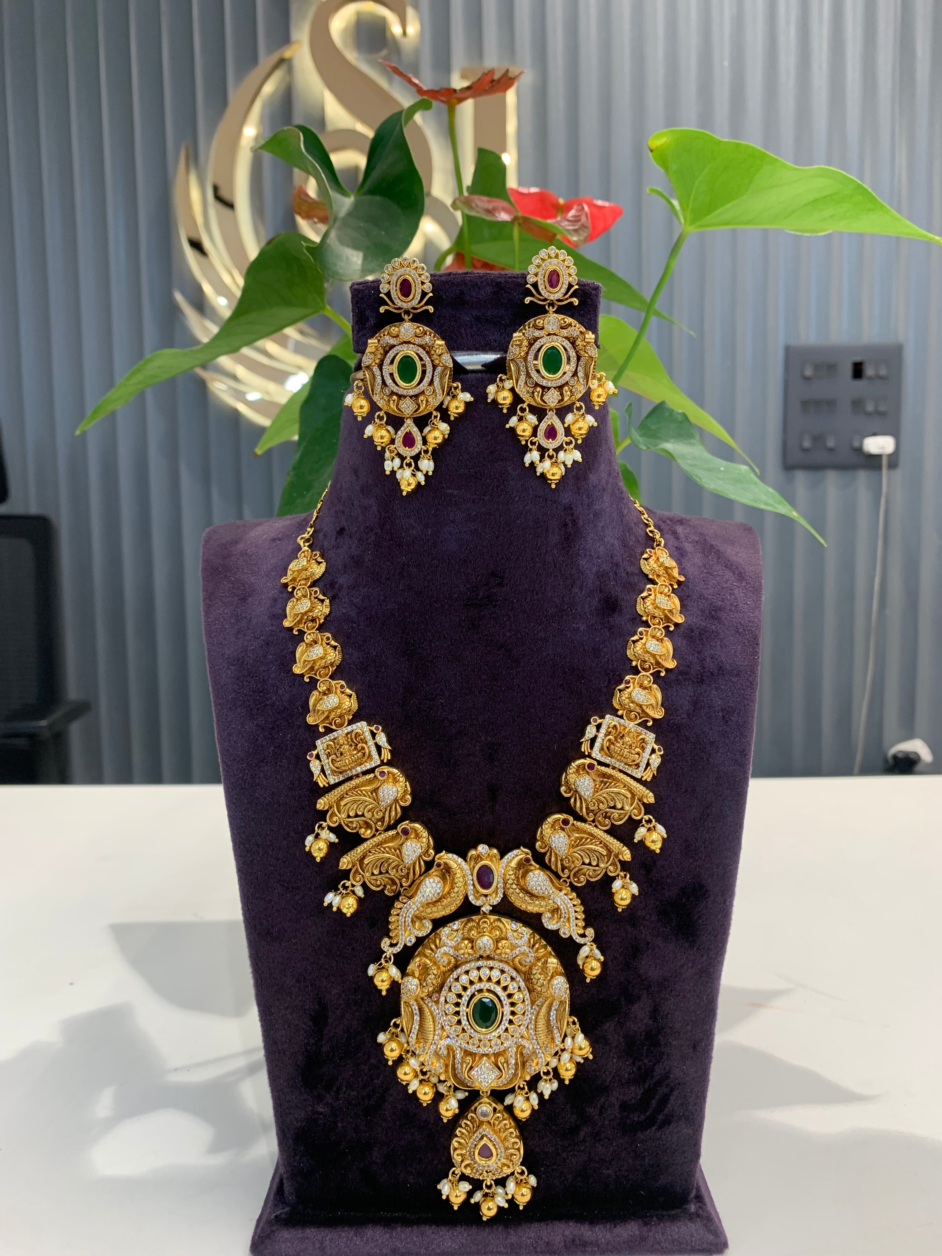 Beautiful nakshi necklace