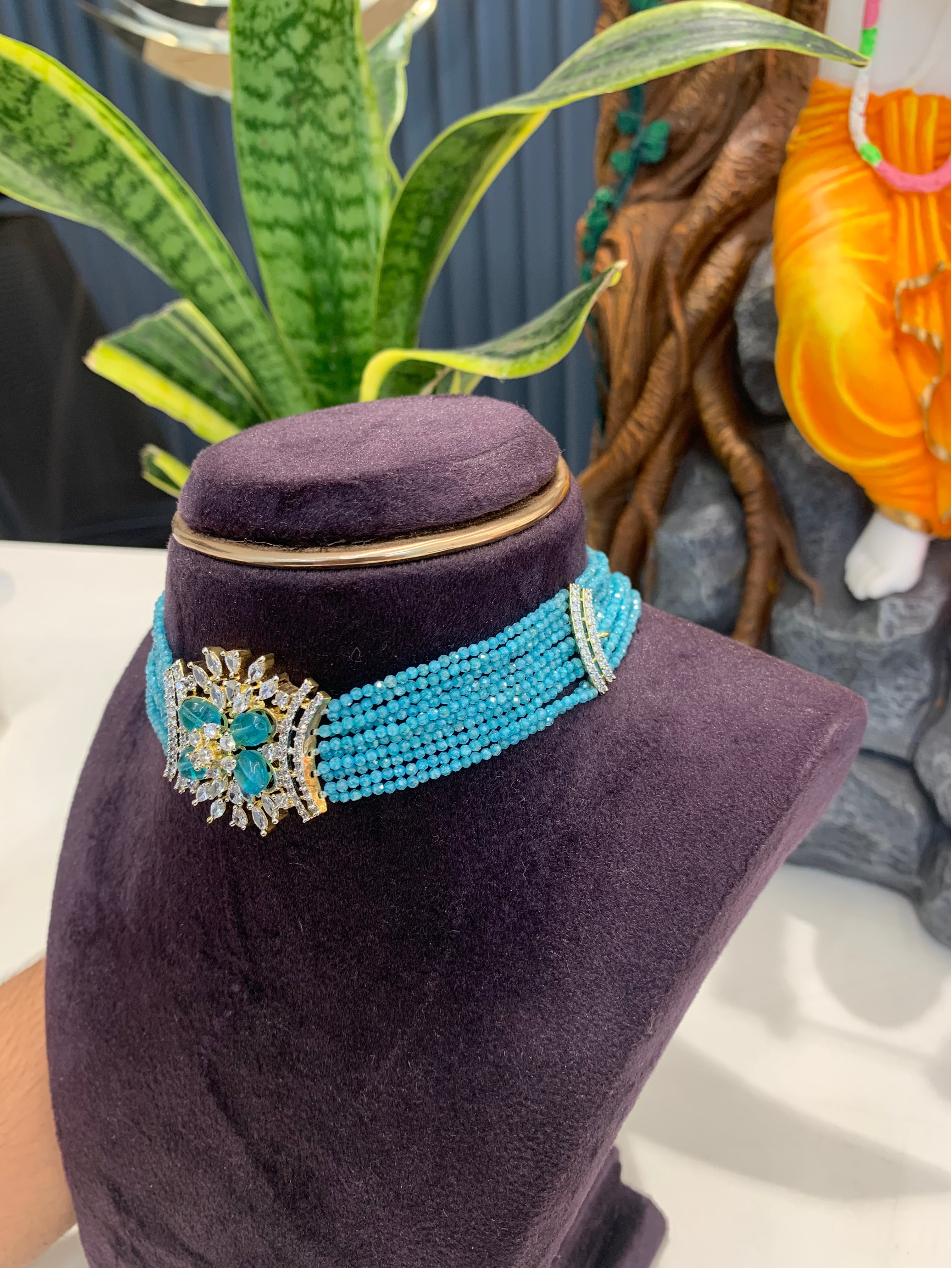 Beautiful Premium Crystal Chocker set
