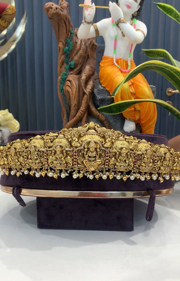 Beautiful customised vaddanam