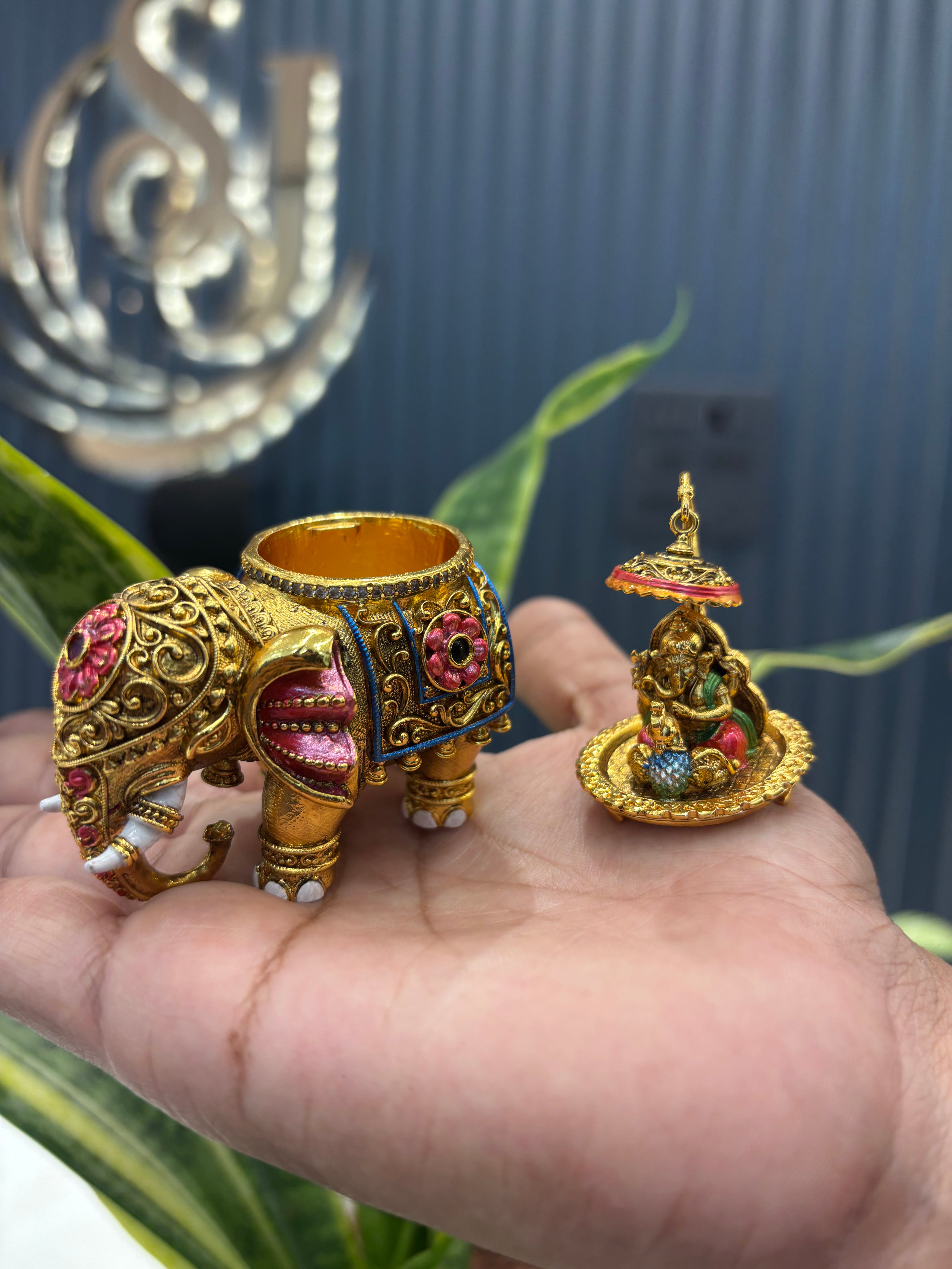 Beautiful Ganesha kumkum barini with meenakari work