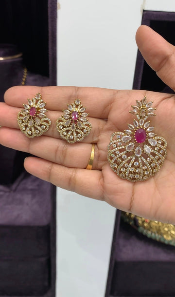 Beautiful Pendent set with Back Hook