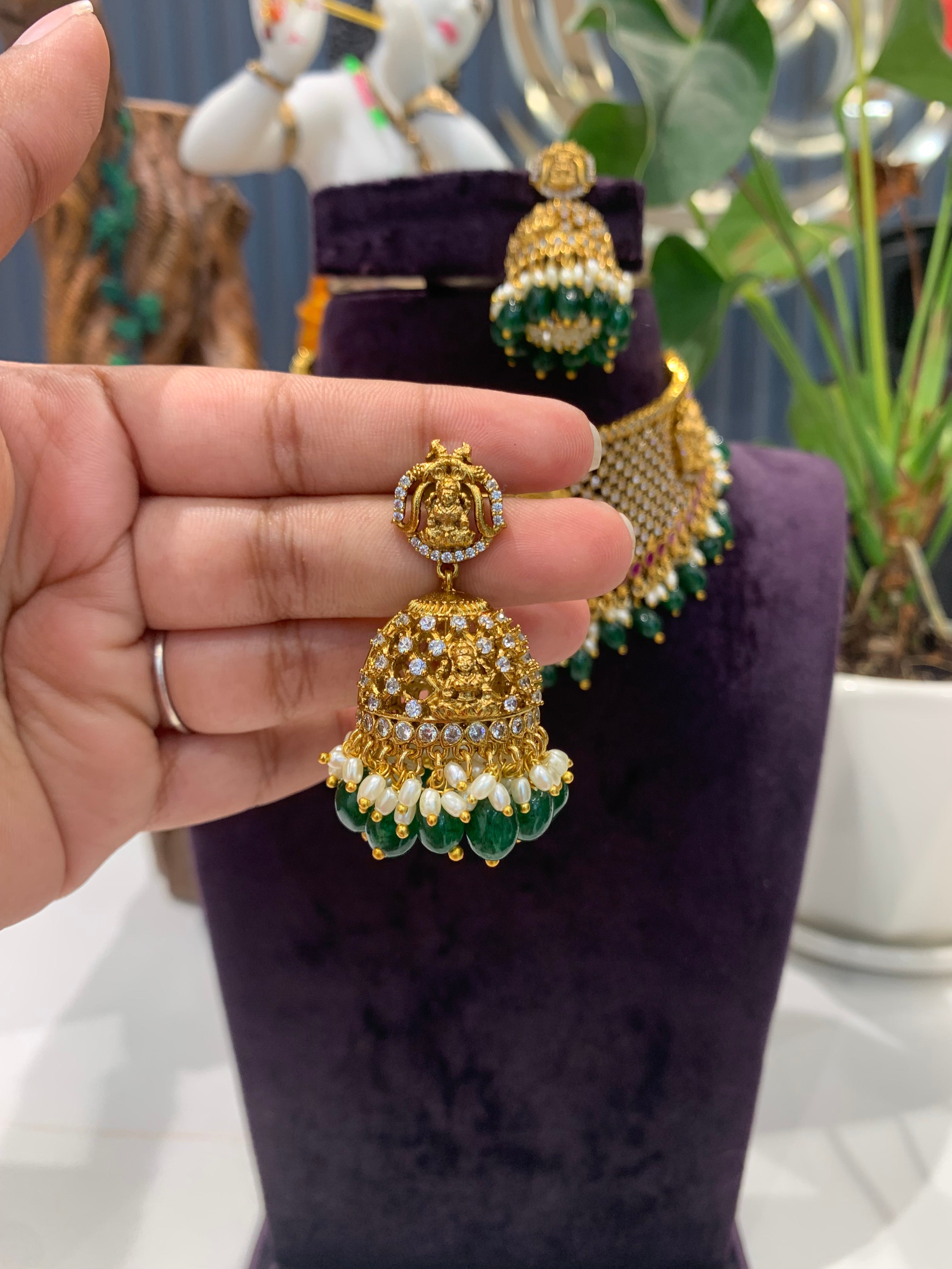 Beautiful Chocker set