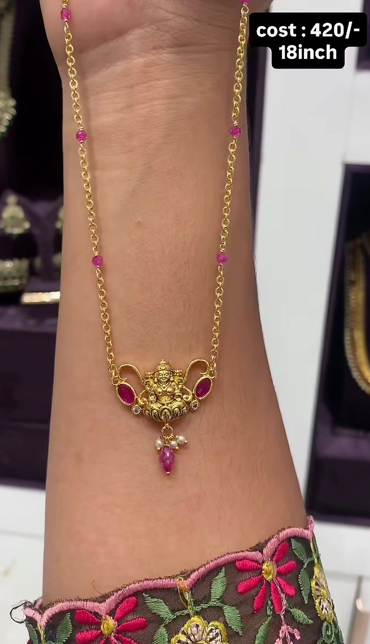 Beautiful Pendent set