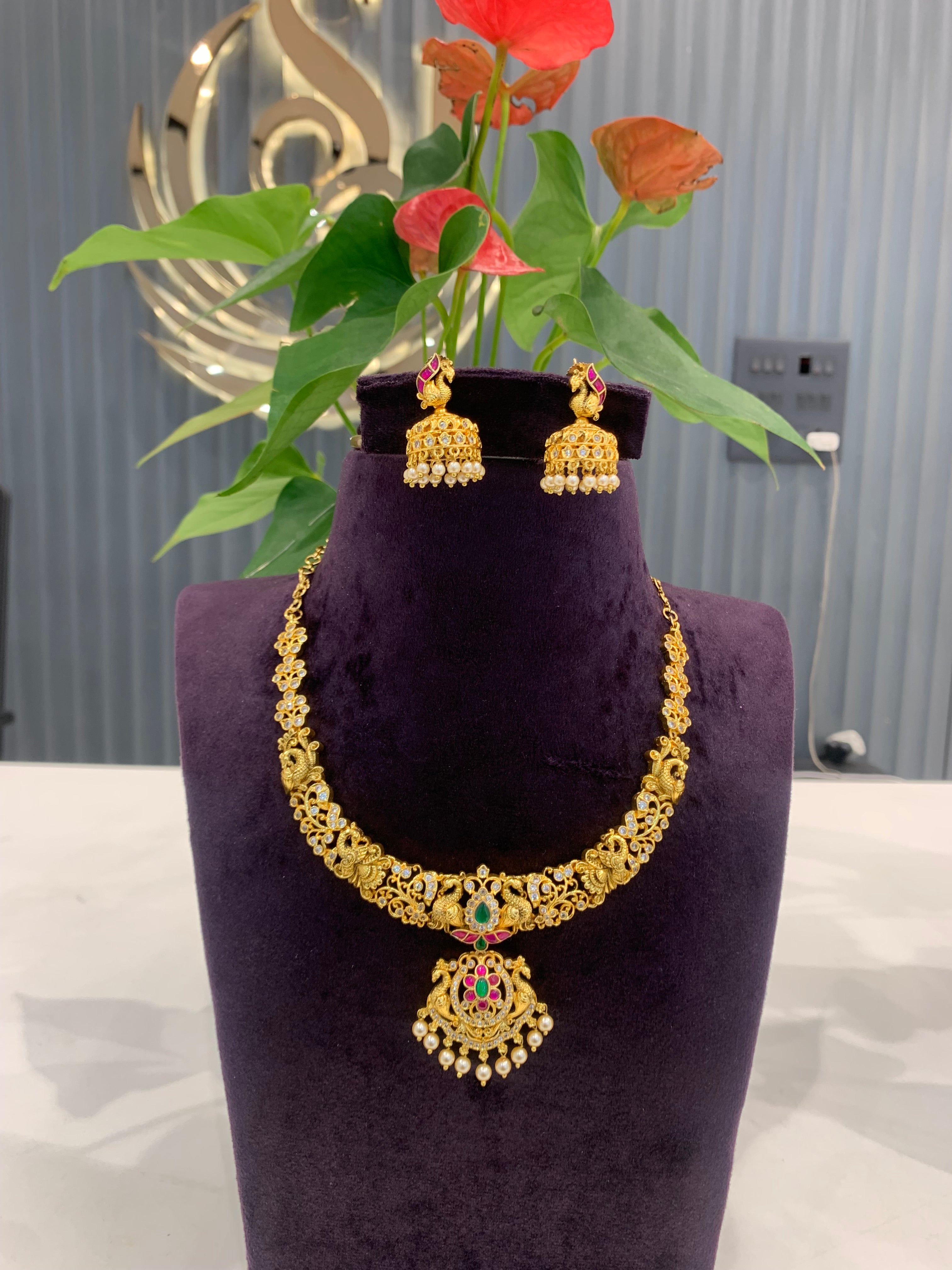 Beautiful jadav necklace