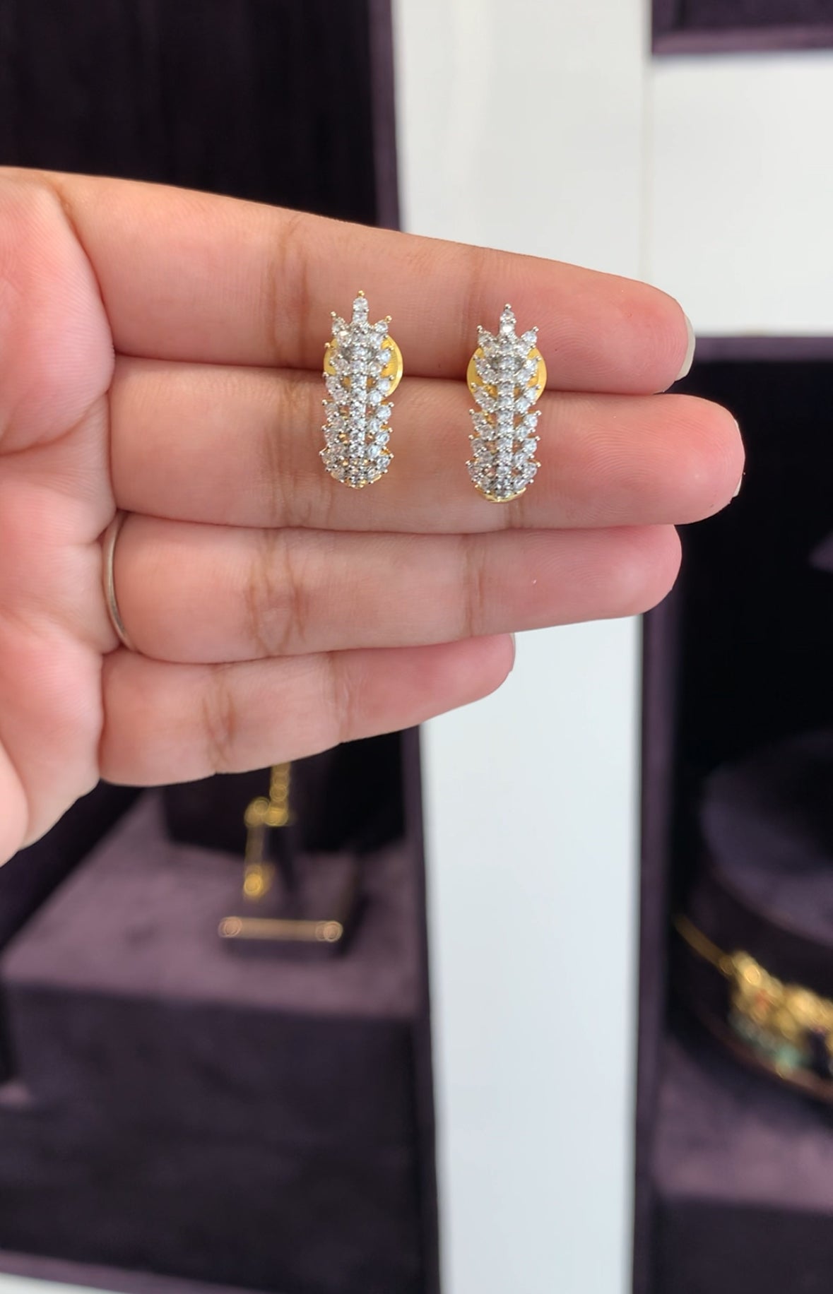 Beautiful Daimond Replica Studs