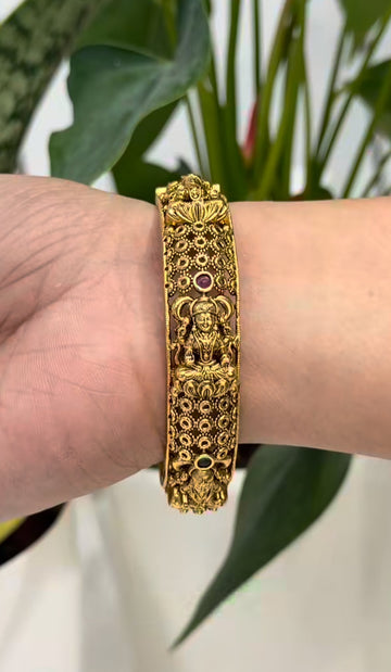 Beautiful nakshi bangle