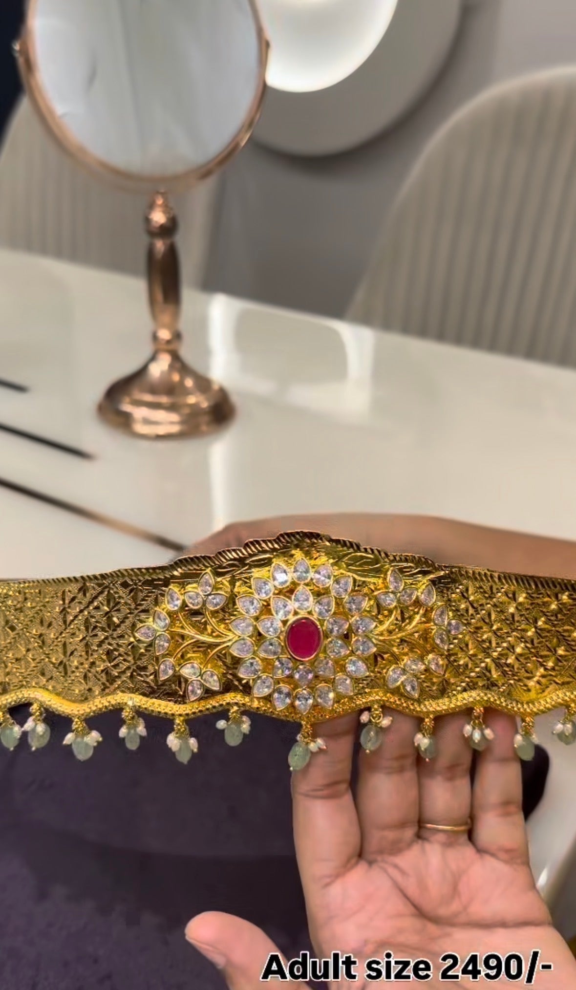 Beautiful adult vaddanam