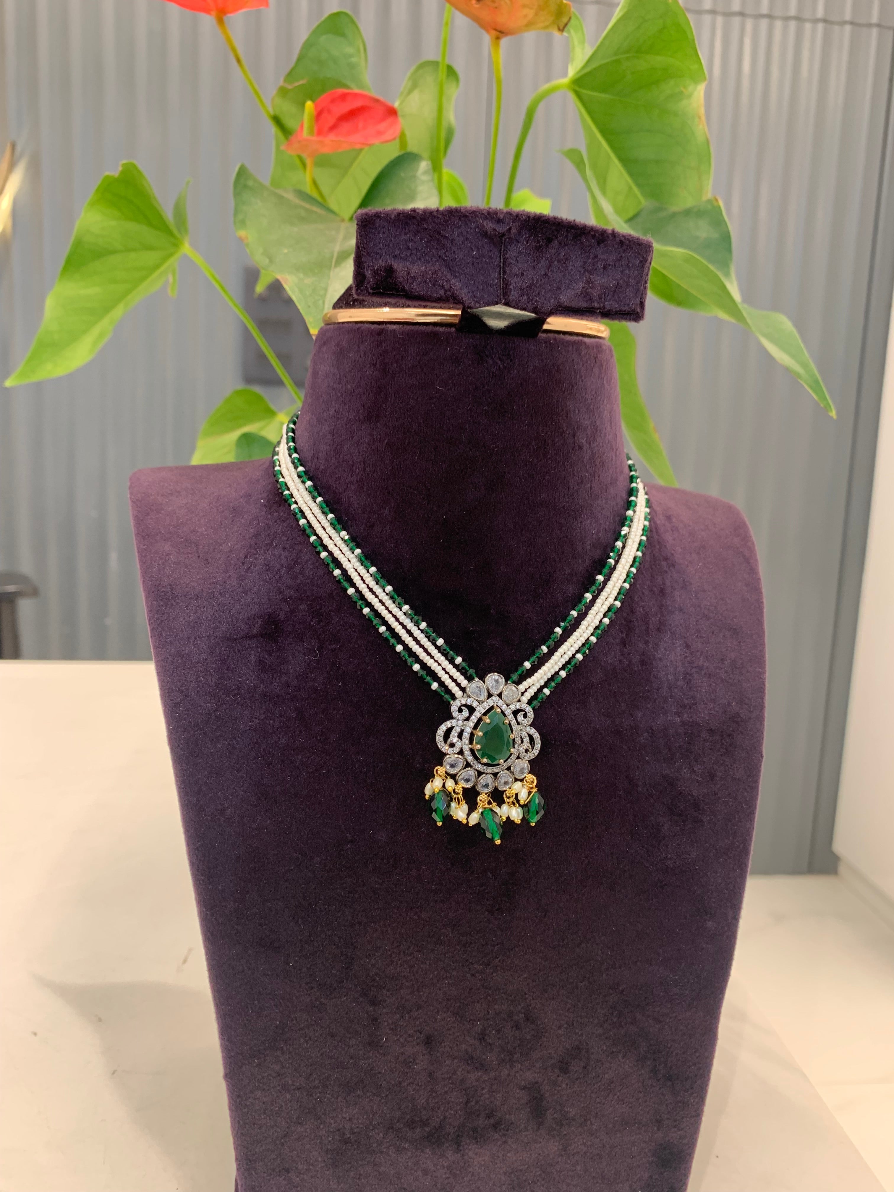 Beautiful Locket With Beads Chocker