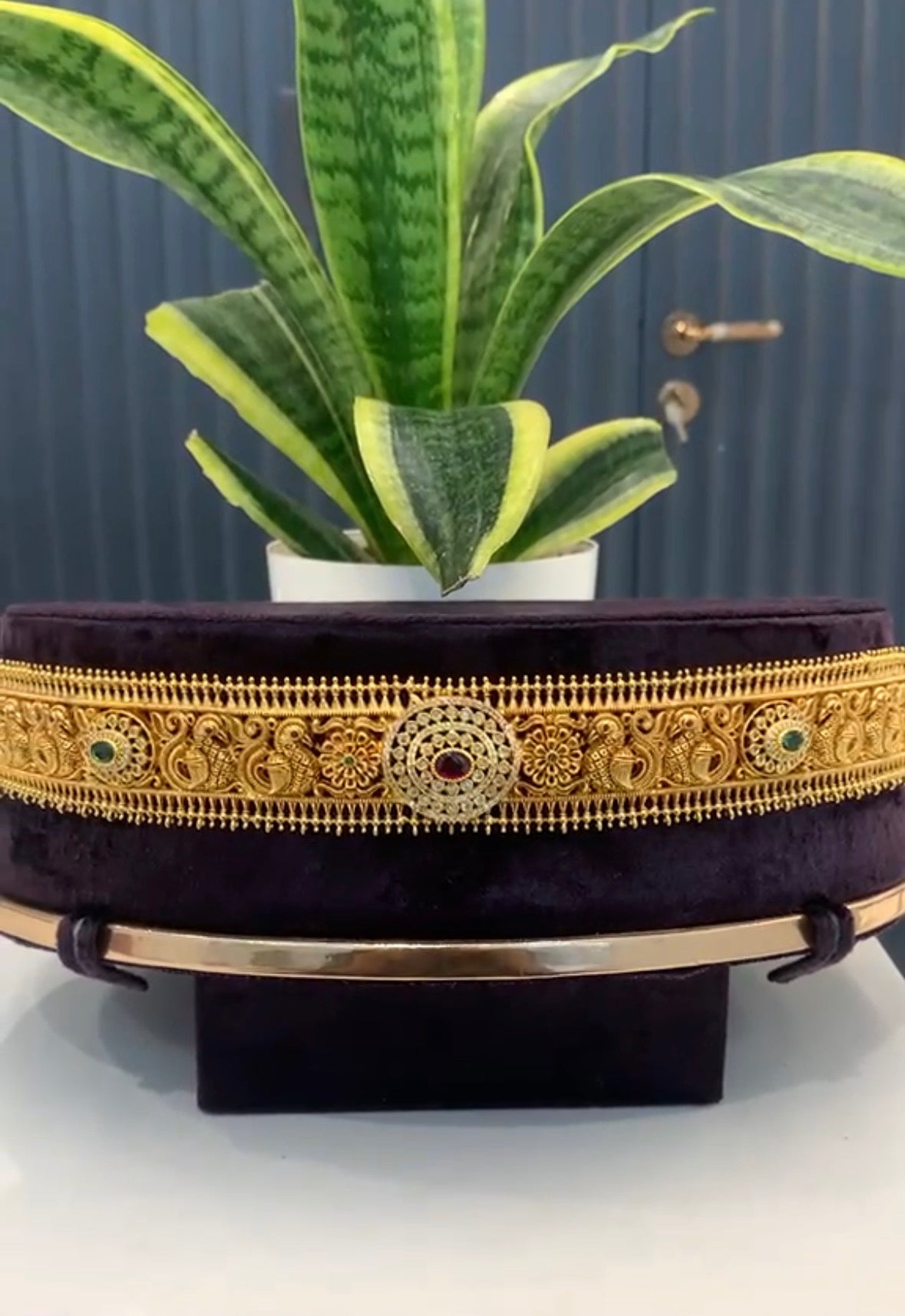 Beautiful traditional vaddanam