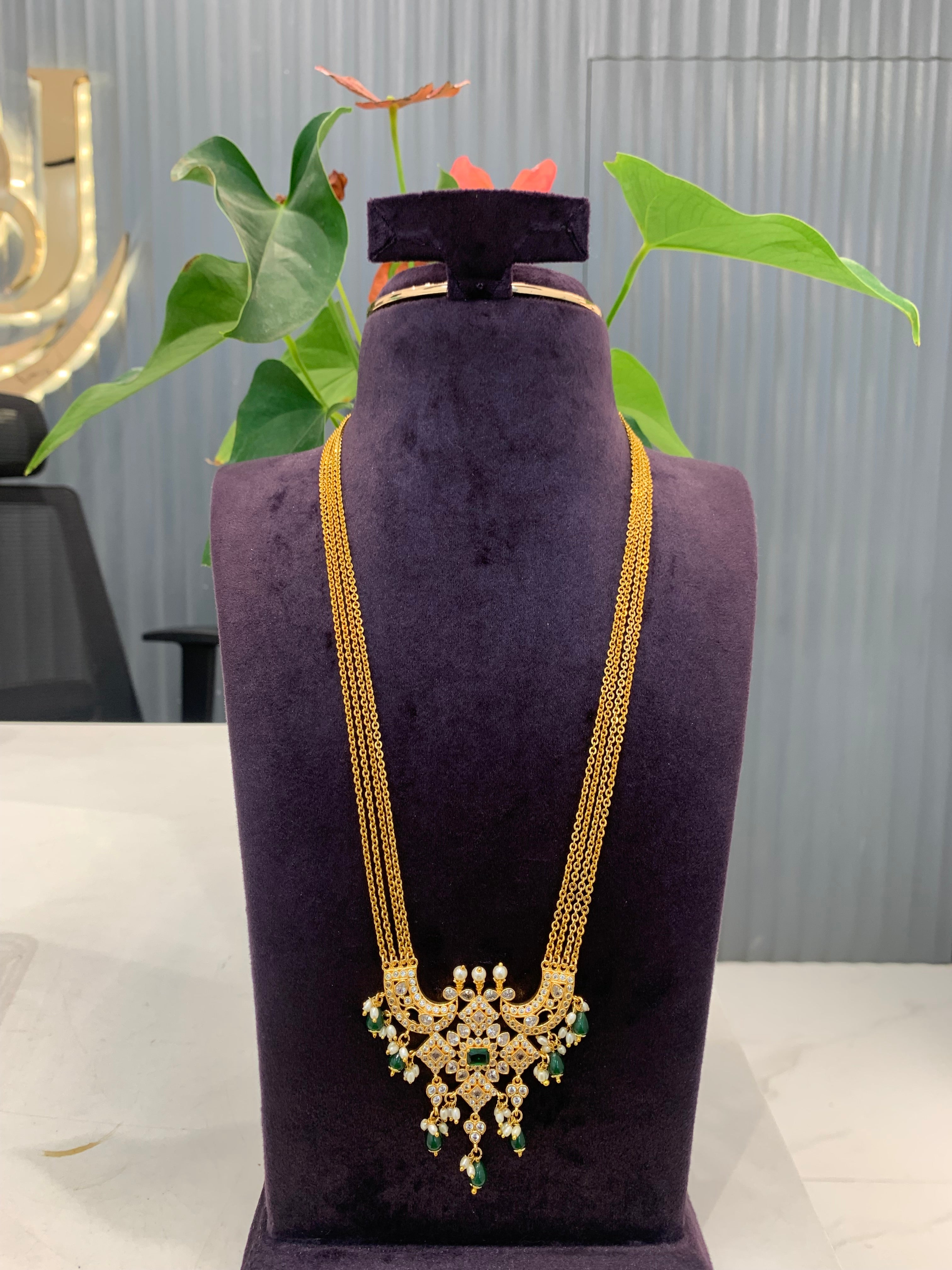 Beautiful Locket with 4line Chandraharam