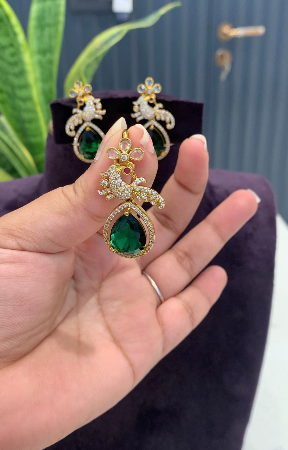 Beautiful Pendent set