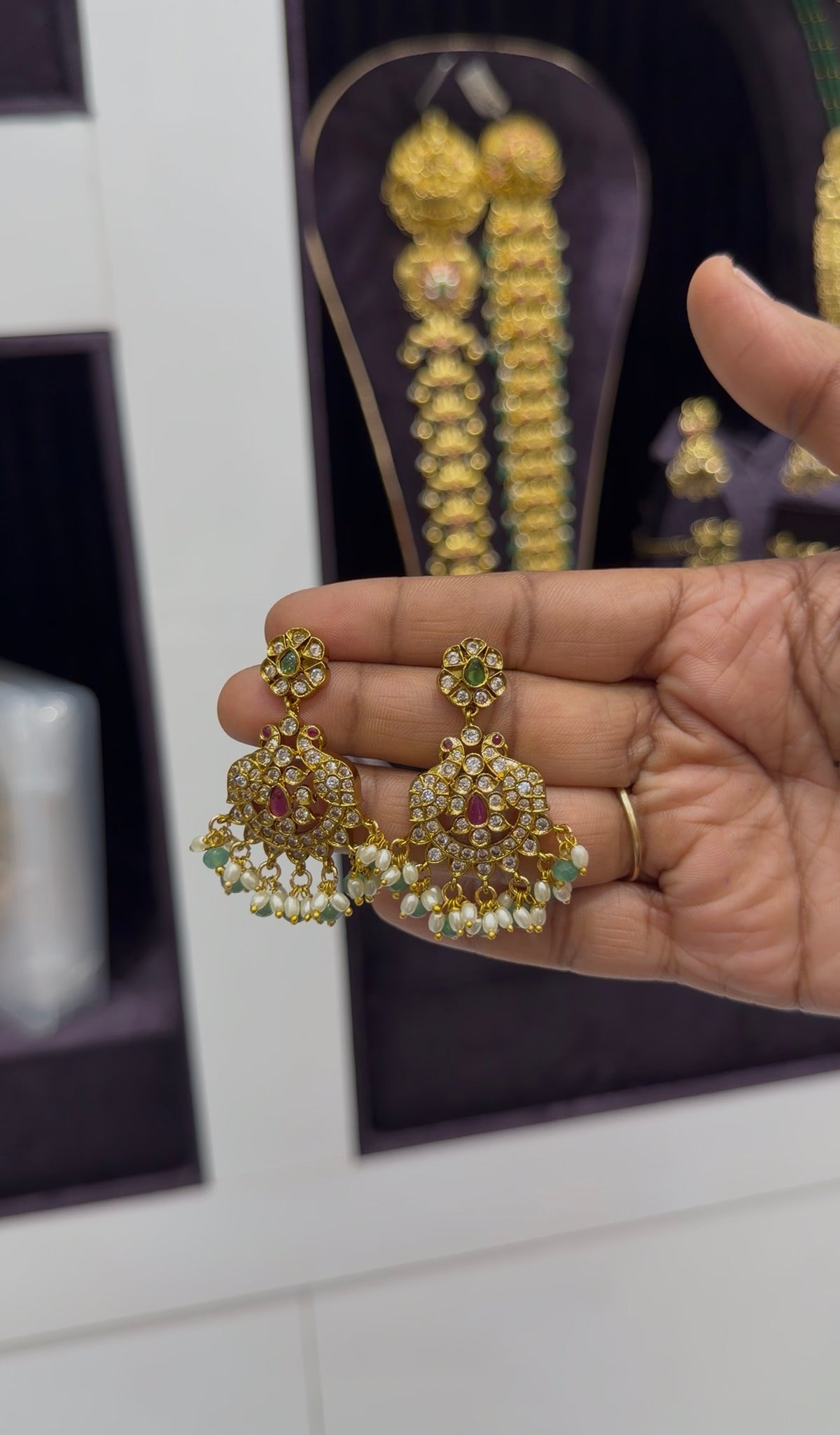 Jelebi style Necklace with pushback earrings