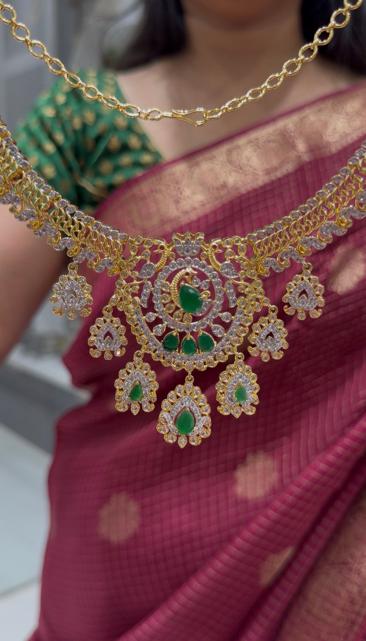 Beautiful diamond replica Neckset with earrings pushback