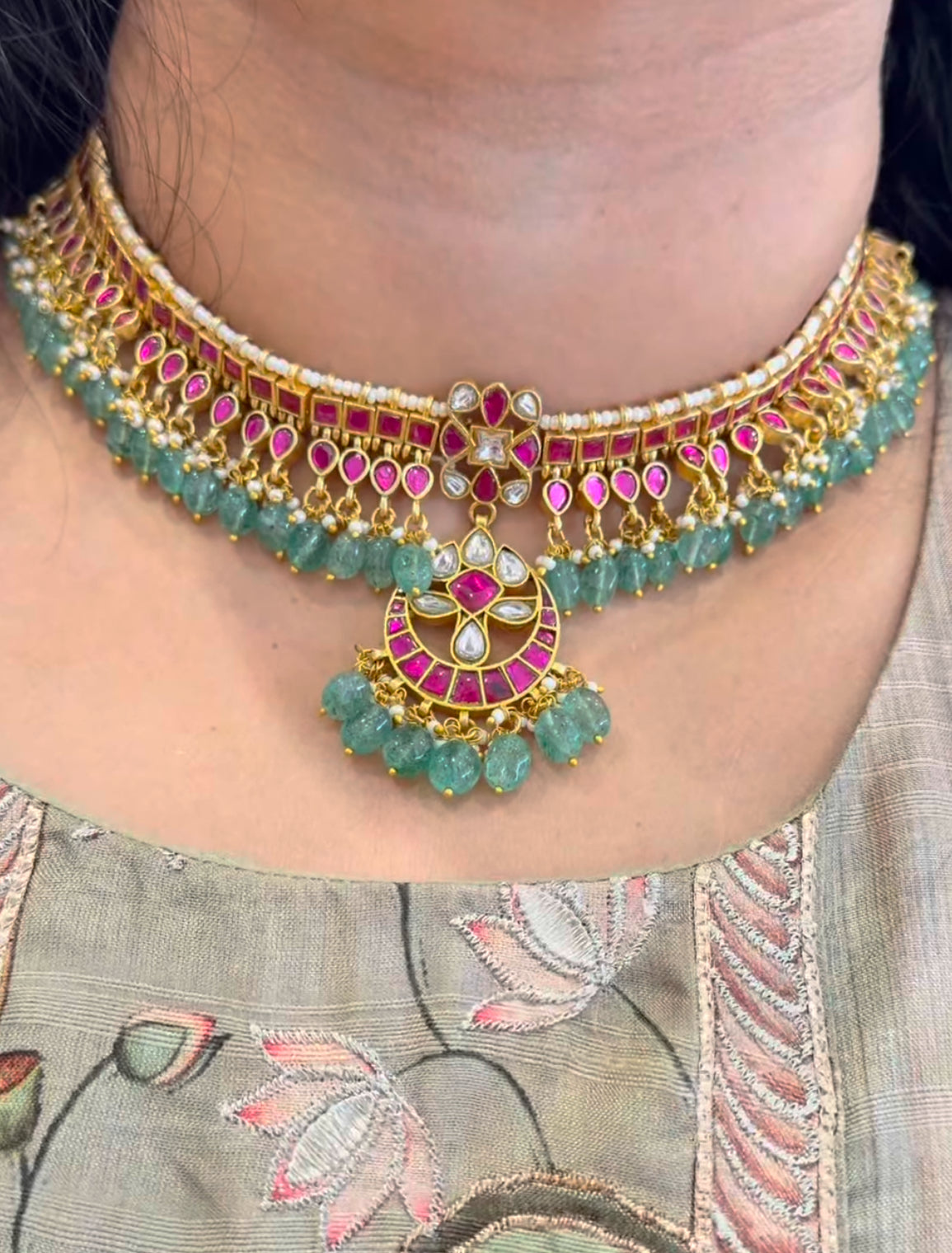 Beautiful Jadav Necklace/ Chocker
