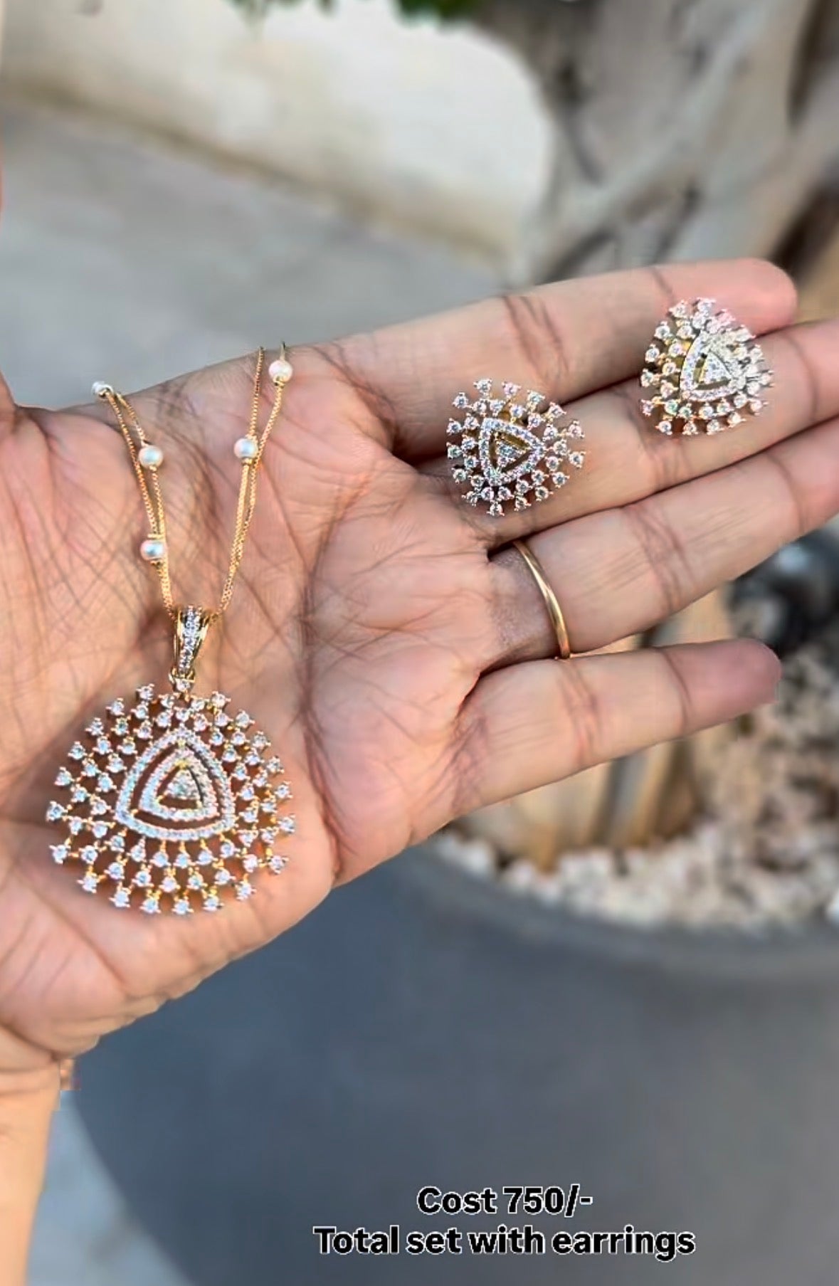 Beautiful Pendent set