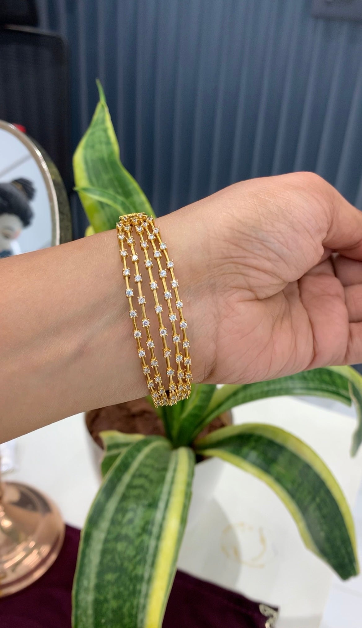 Beautiful white stones openable bracelet