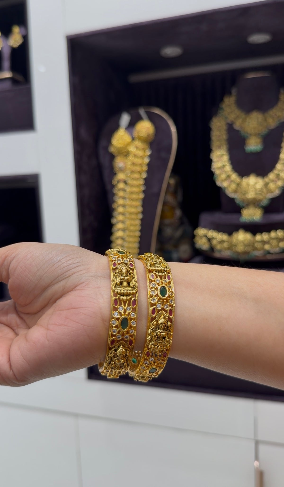 Beautiful pota stone Lakshmi devi bangles