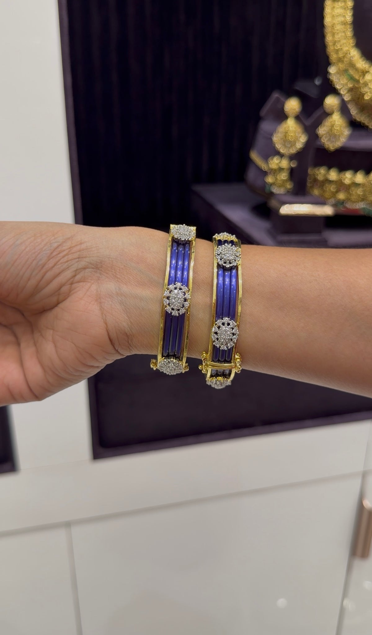 Beautiful GJ polish openable bangle ( changable bangles)
