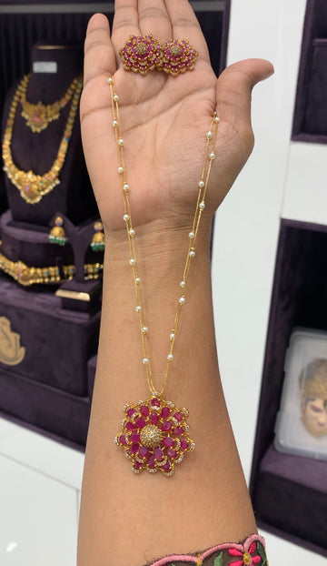 Beautiful ruby stones pendant set with 2 layers white pearls mala 18 inchs long