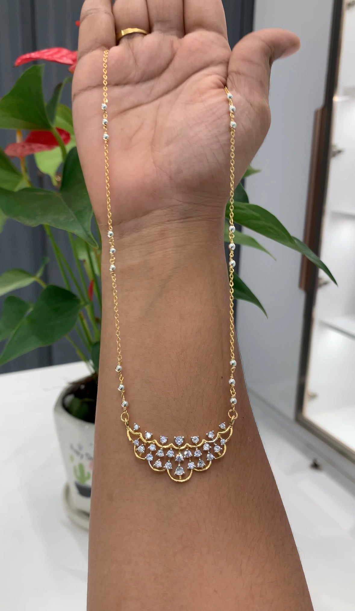 Daimond replica locket with Chandraharam chain 18 inchs