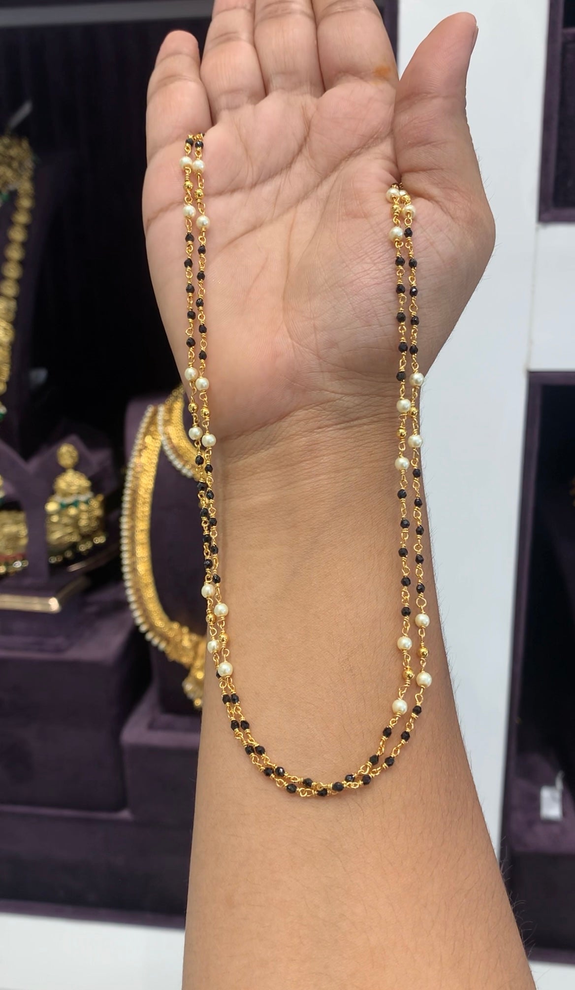 Beautiful handmaking 2 layers blackbeads chain 18 inchs long