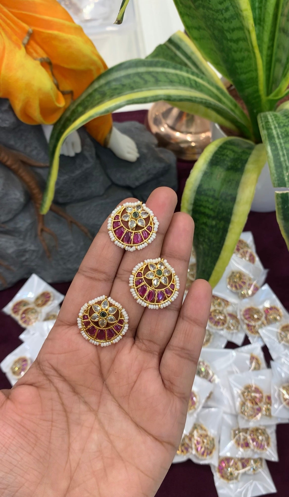 Beautiful jadau stone hair pins with back hook (set of 3 )