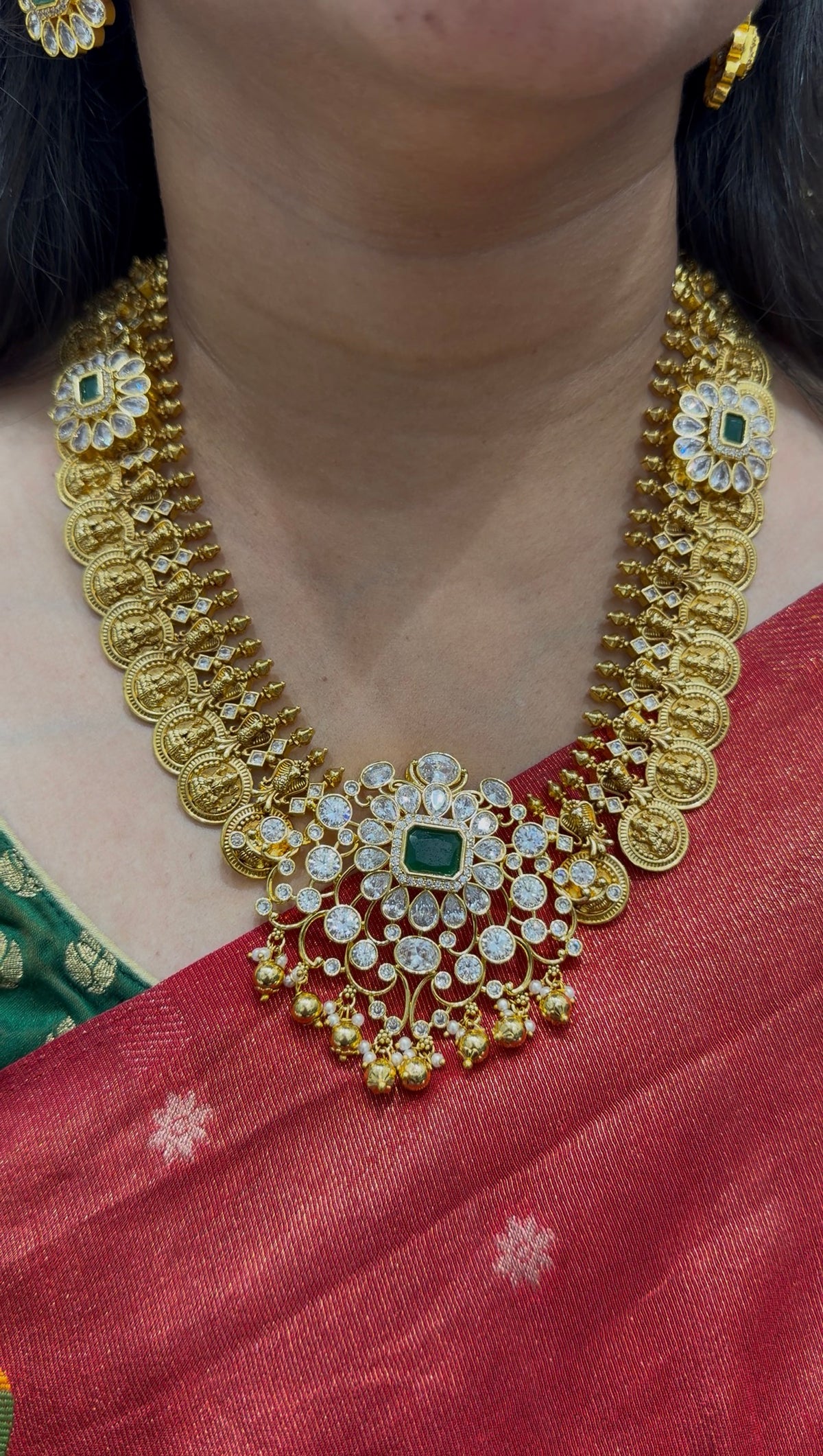 Beautiful kasulu Lakshmi idol necklace set with uncut stones