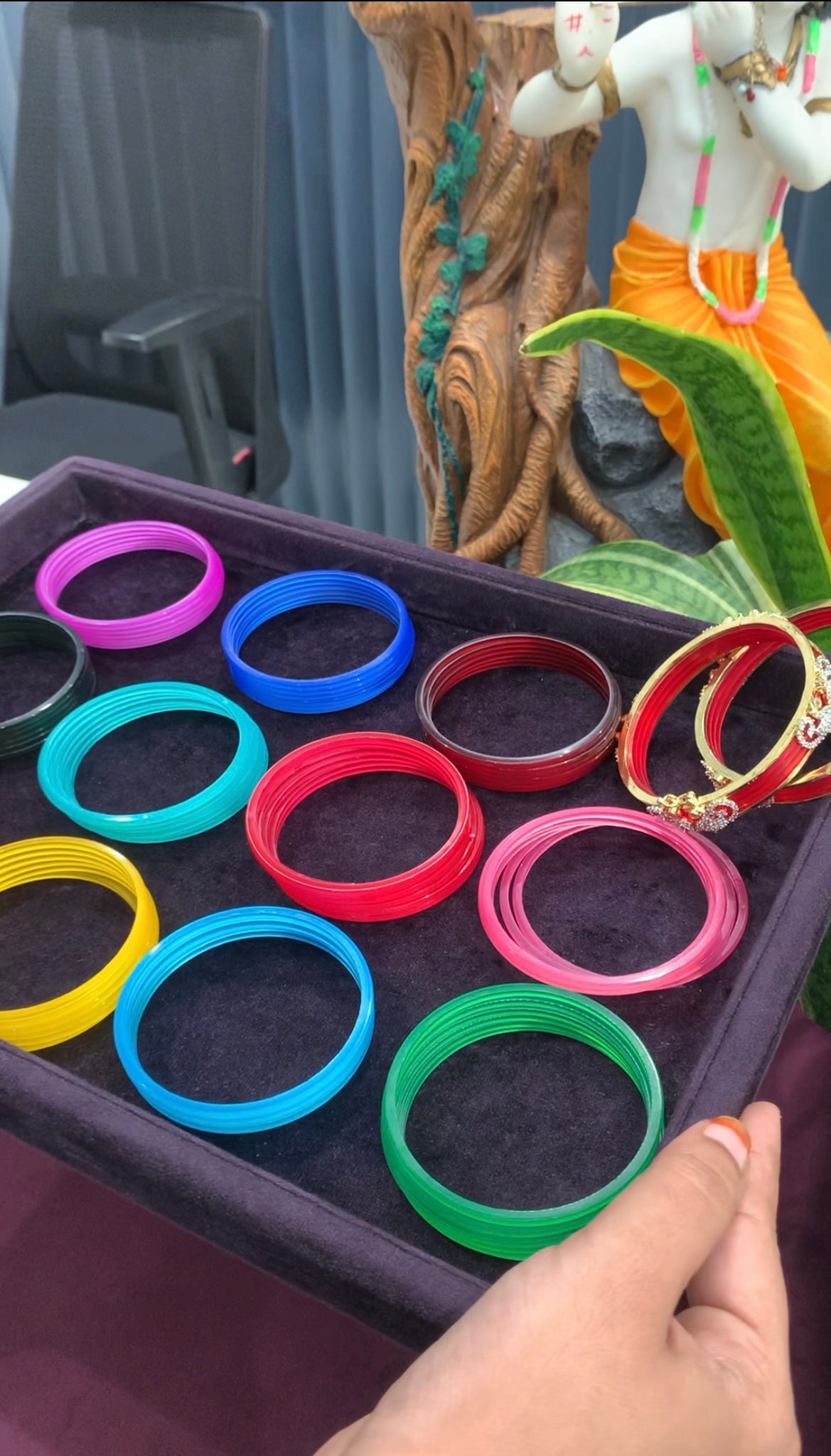 Beautiful GJ polish openable bangles ( changable bangles)