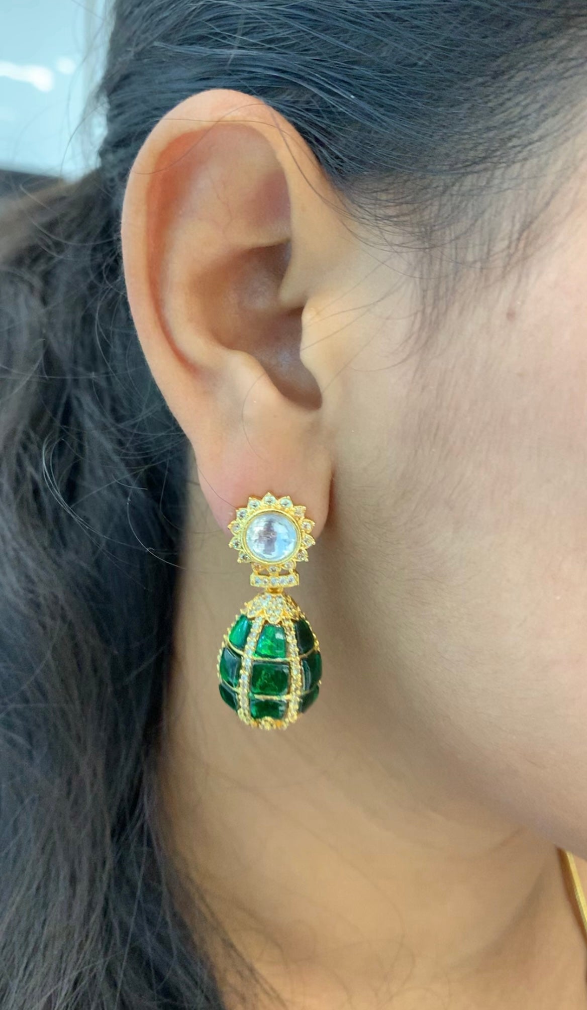 Beautiful green stone jadau kundan earrings with pushback