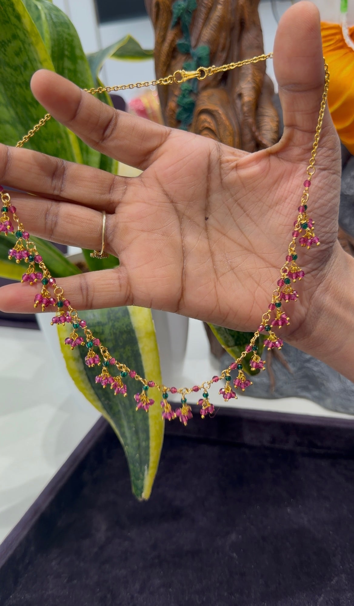 Beautiful handmaking crystal beads necklace