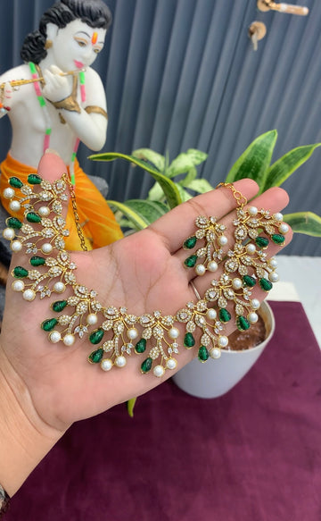 Beautiful green & white  CZ stones necklace  with pushback earrings