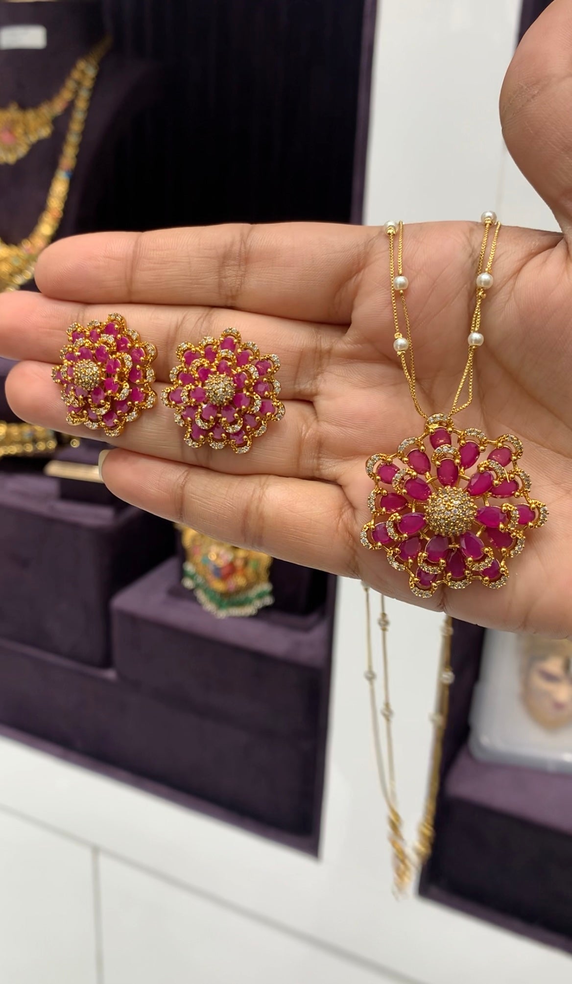 Beautiful ruby stones pendant set with 2 layers white pearls mala 18 inchs long