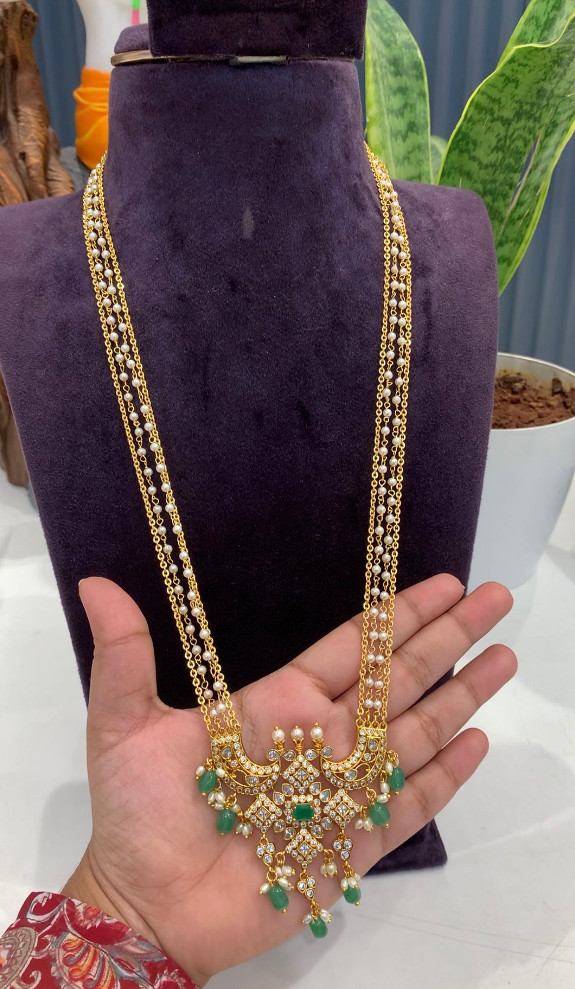 Beautiful CZ stones pendant with handmaking chandraharam & pearls chain 24 inchs long
