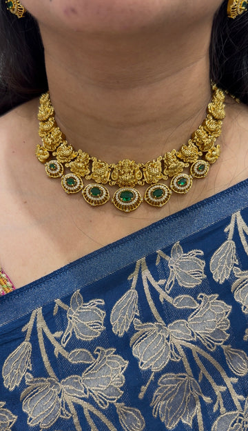 Beautiful Lakshmi Devi necklace with pushback earrings