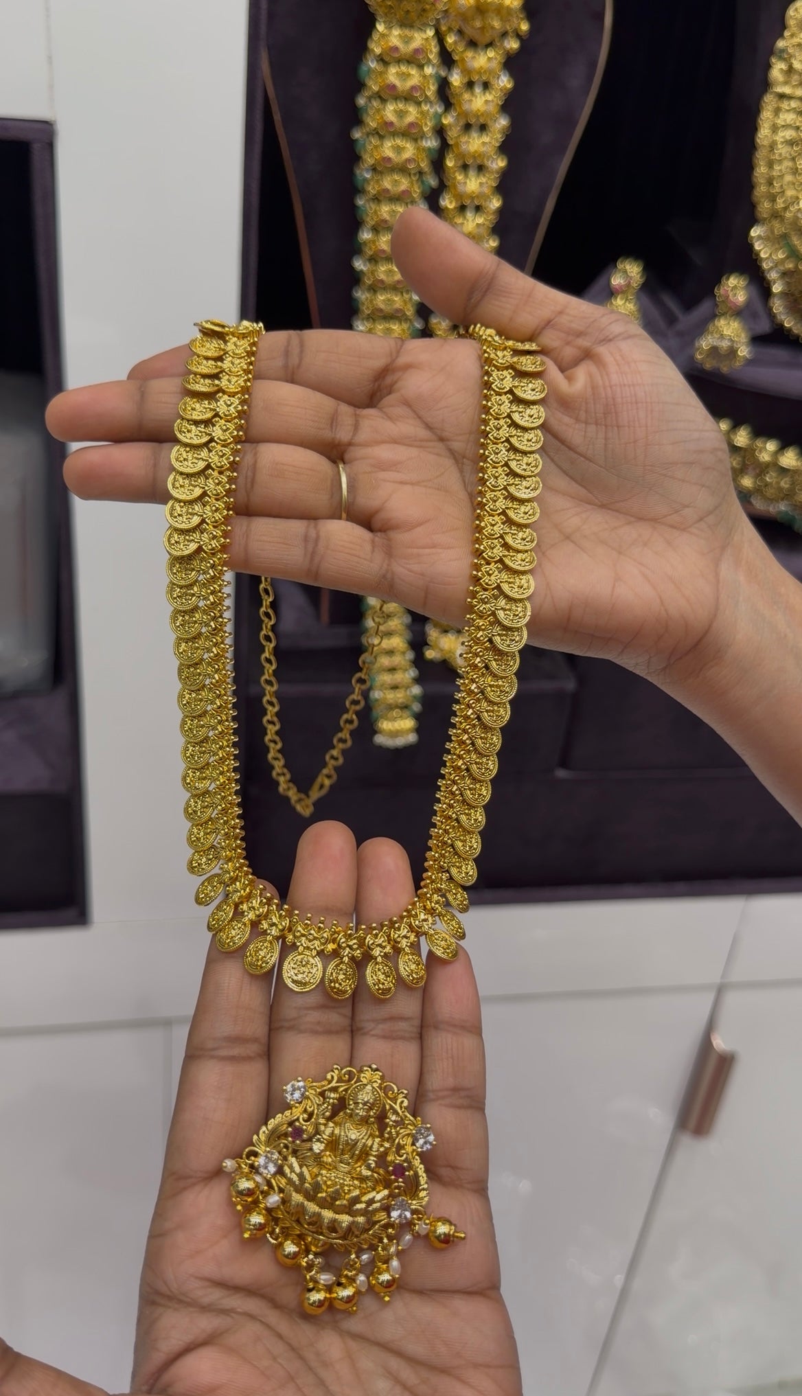 Beautiful kasula long haram,detachable pendant with pushback jumkis