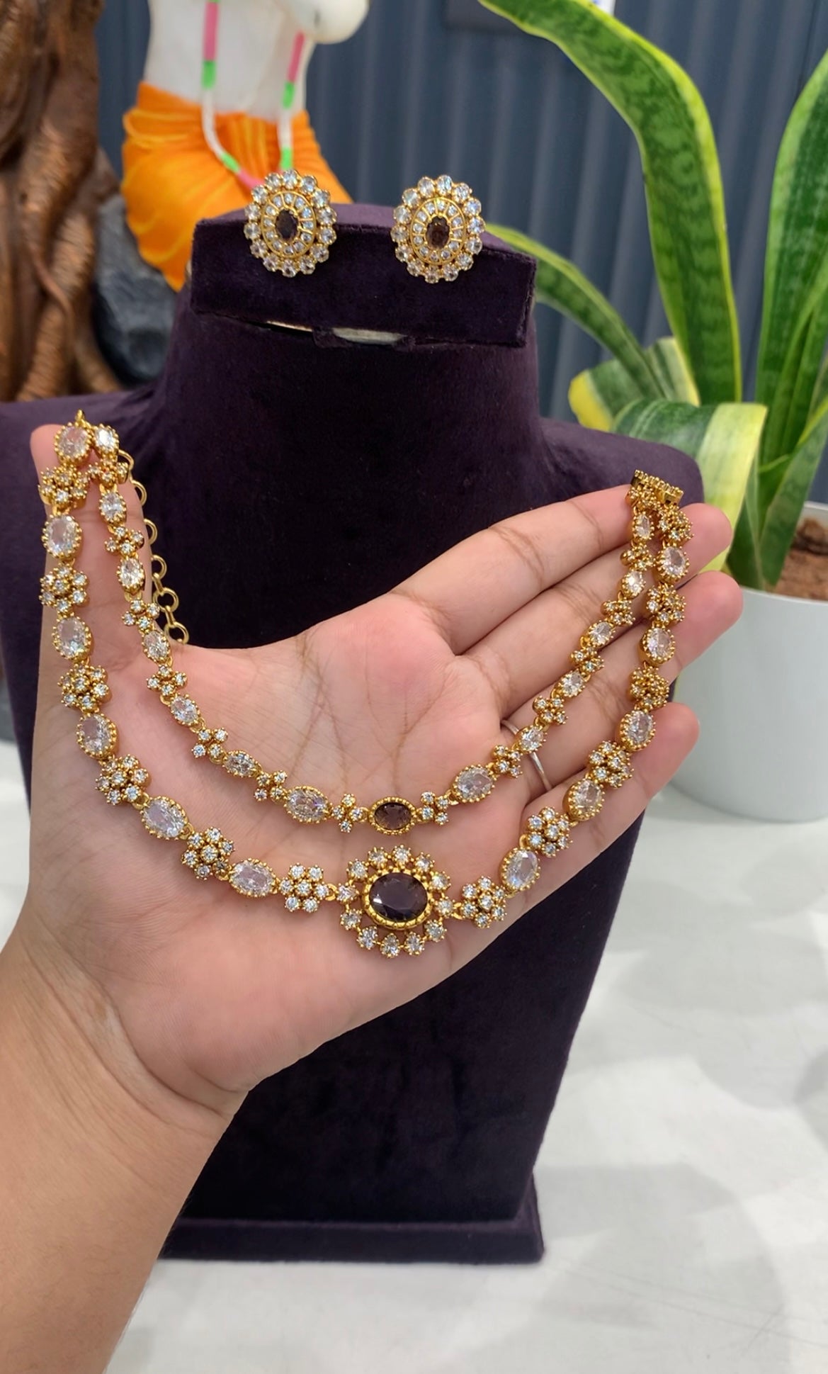 Beautiful CZ stones 2 layers necklace with pushback earrings