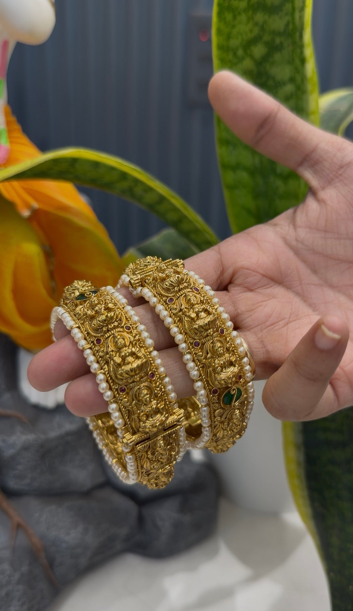 Beautiful Lakshmi devi openable bangle with pearls finishing(single bangle )