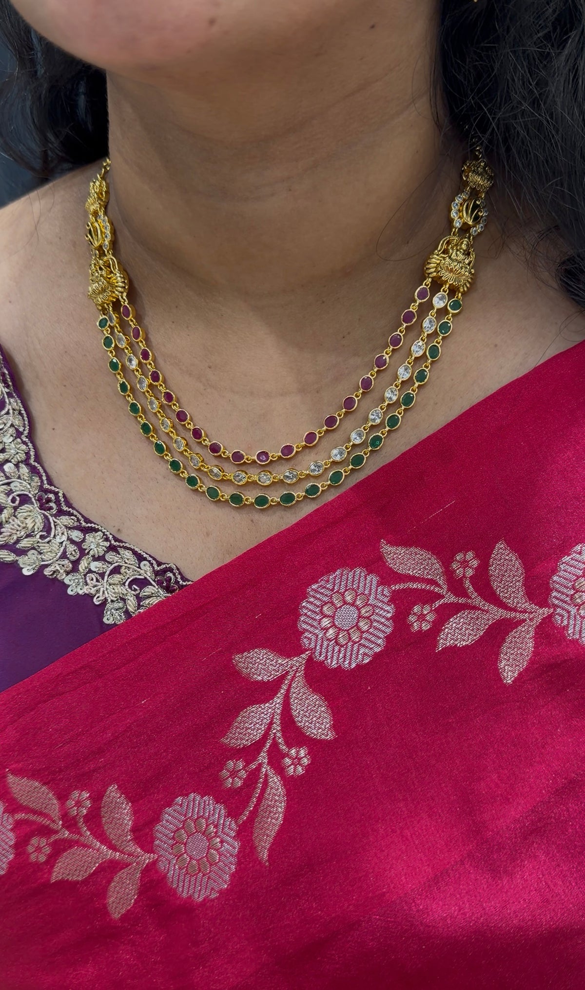 Beautiful multi stones 3 layers necklace with pushback earrings