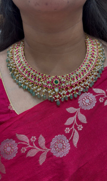 Beautiful jadau kundhan neck set with beads finishing